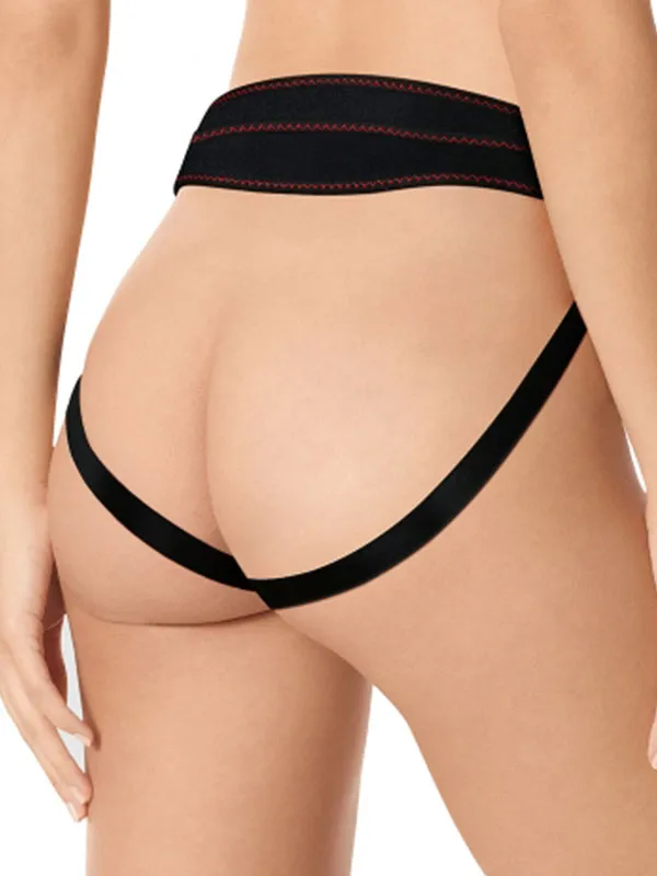 512-lovetoy-easy-strap-on-harness-belden-baglamali-kemer-4.webp Strap on Harness Belden Bağlamalı Kemer